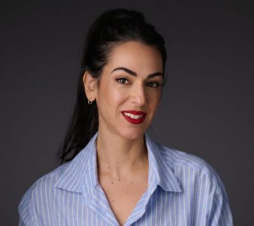 משכירה מעורכת בכירה לעצמאית: הטוויסט של הילה רגב